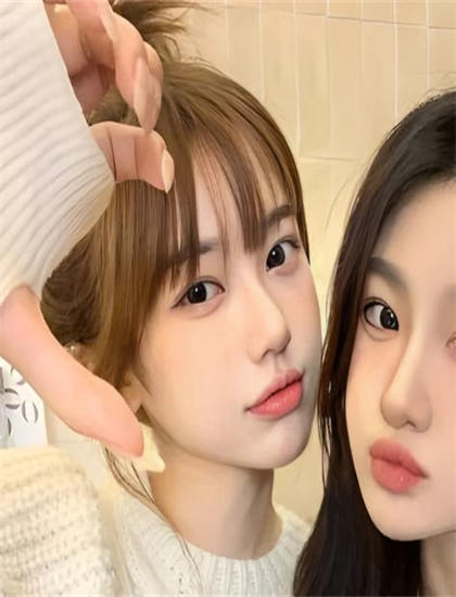 少女たちよ观看动漫免费观看_两个女人的战争全集_一个男人亲你下边是不是真的爱你